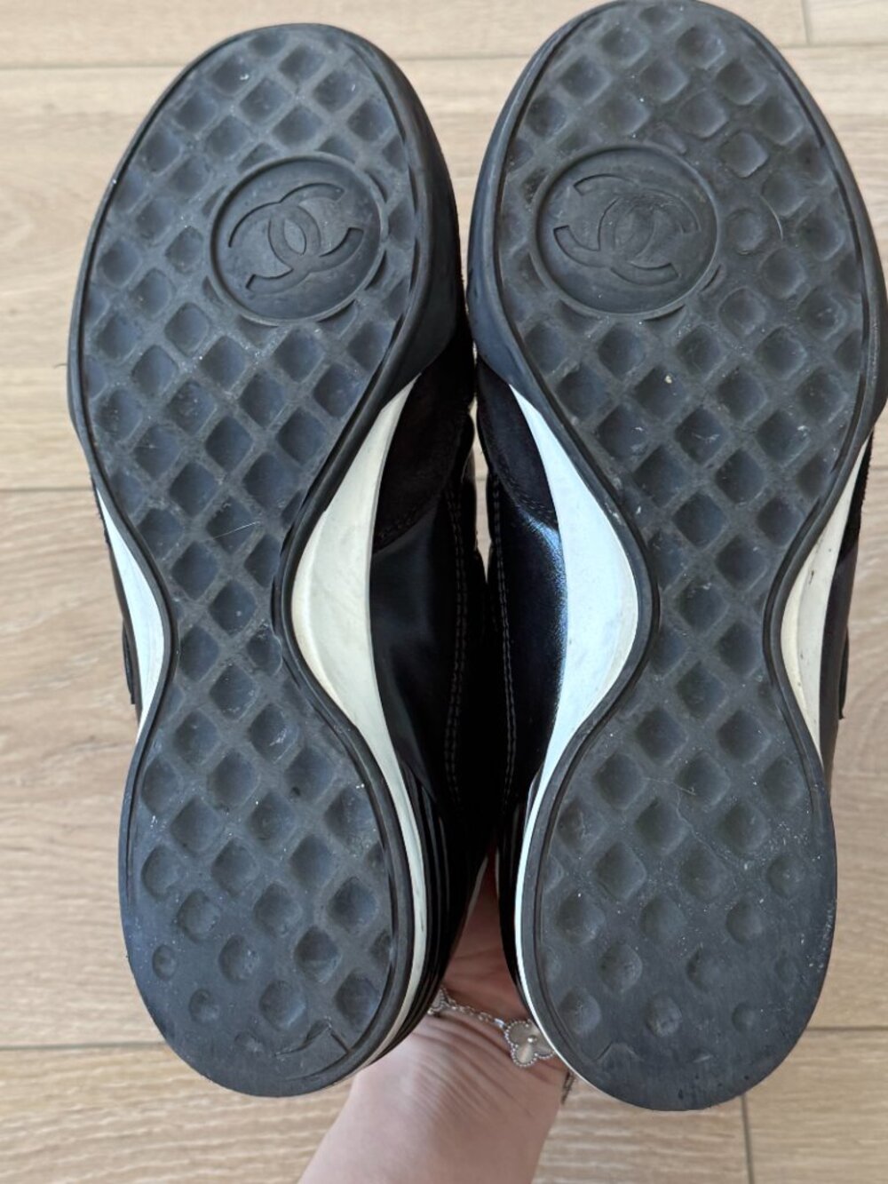 CHANEL Calfskin Suede Quilted Logo Sneakers – Size 37 - Picture 6 of 6